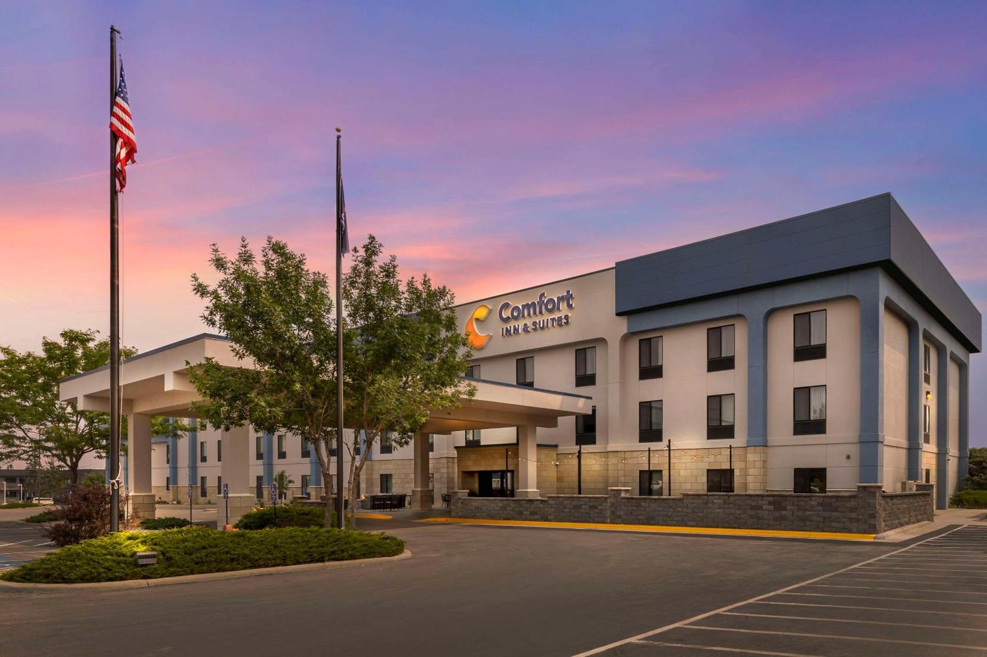 Comfort Inn & Suites Rapid City Near Mt Rushmore Luaran gambar